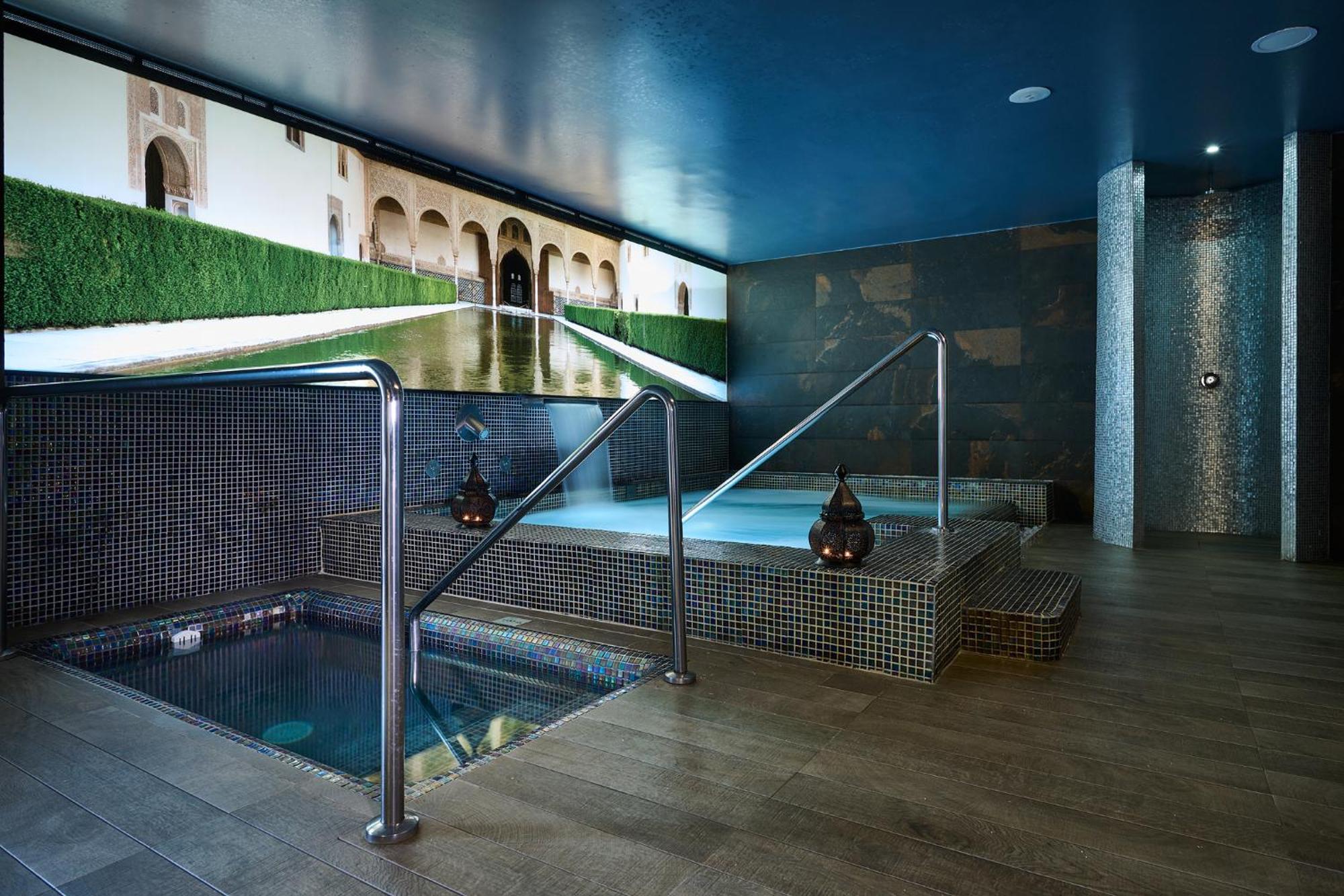 Gran Hotel Luna De Granada Exteriör bild
